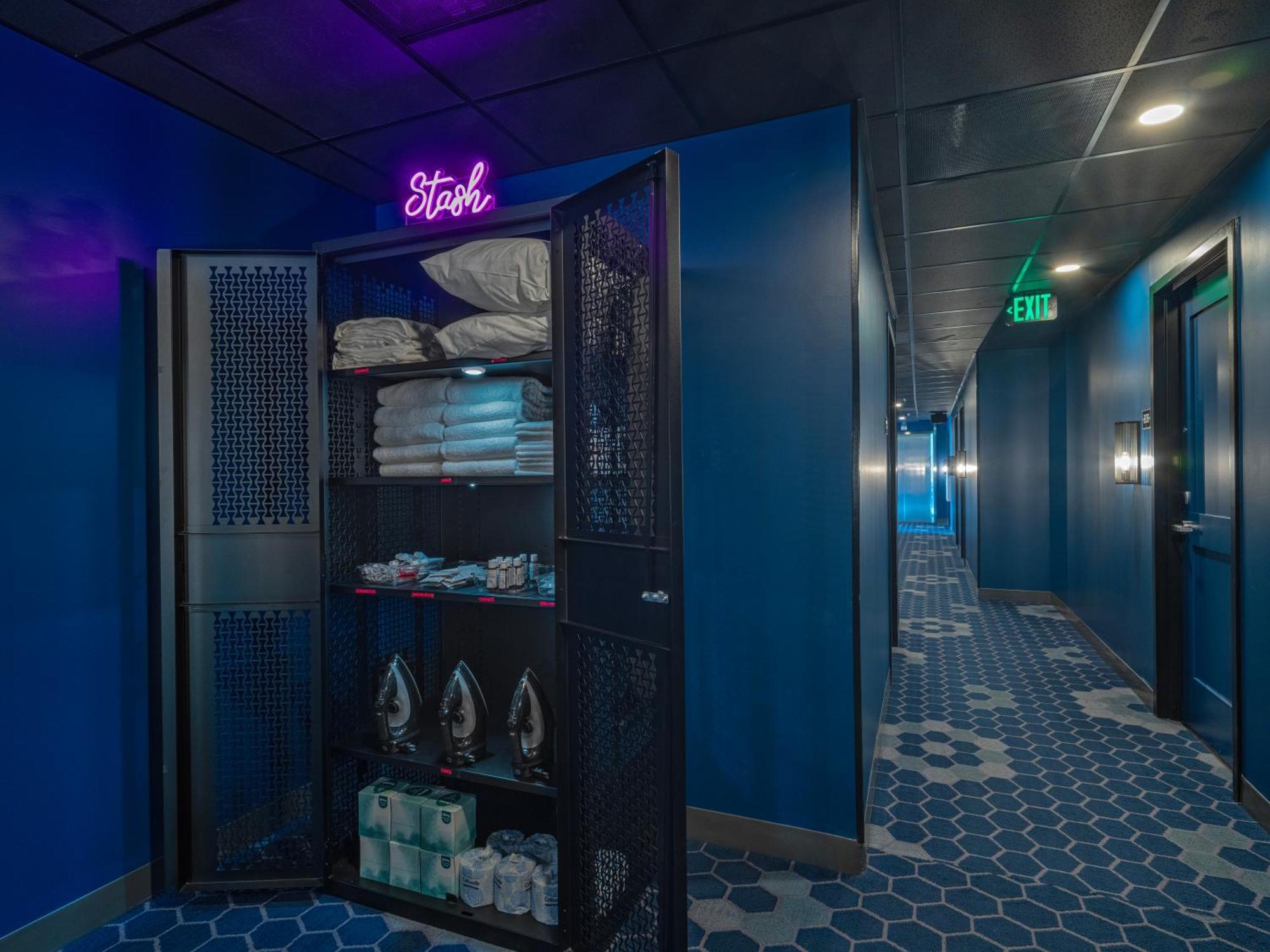 Moxy Phoenix Downtown Екстер'єр фото