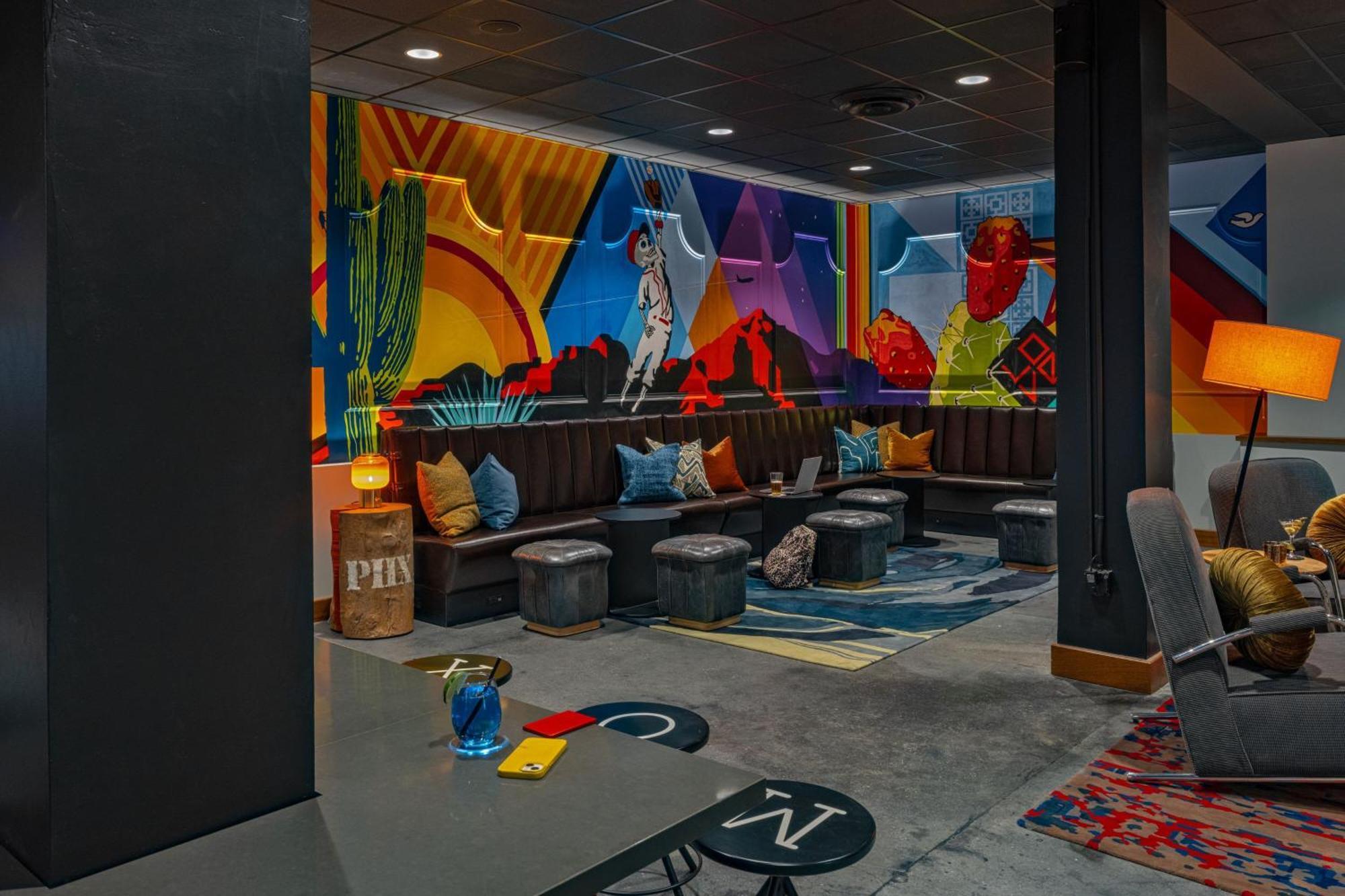 Moxy Phoenix Downtown Екстер'єр фото