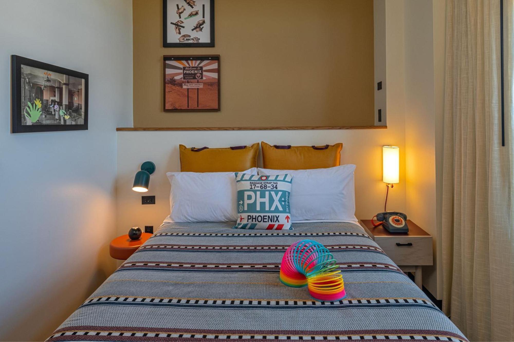 Moxy Phoenix Downtown Екстер'єр фото